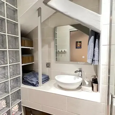 Moderne & Calme Proche Et Centre Nizza