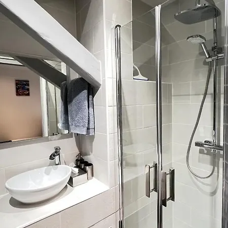 Moderne & Calme Proche Et Centre * 尼斯